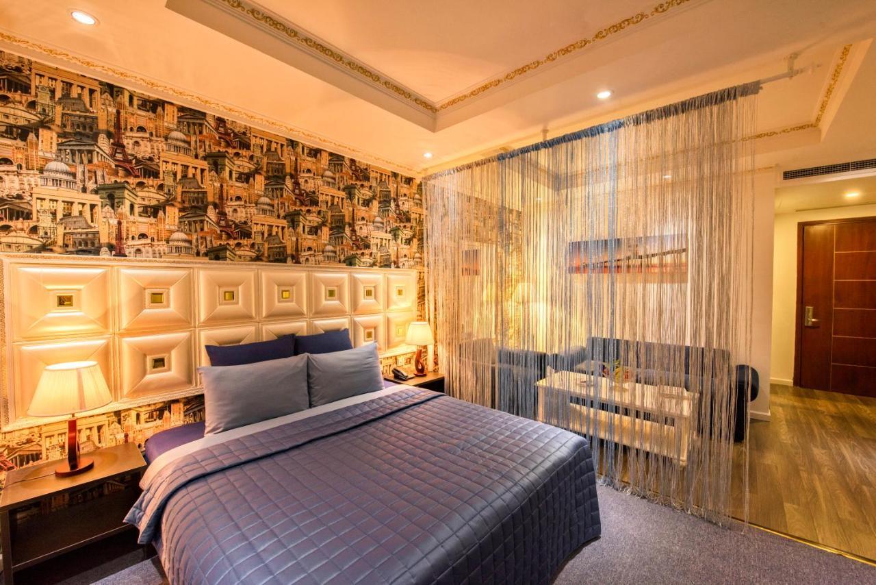 Golden Crown Hotel Ho Chi Minh City Exterior photo