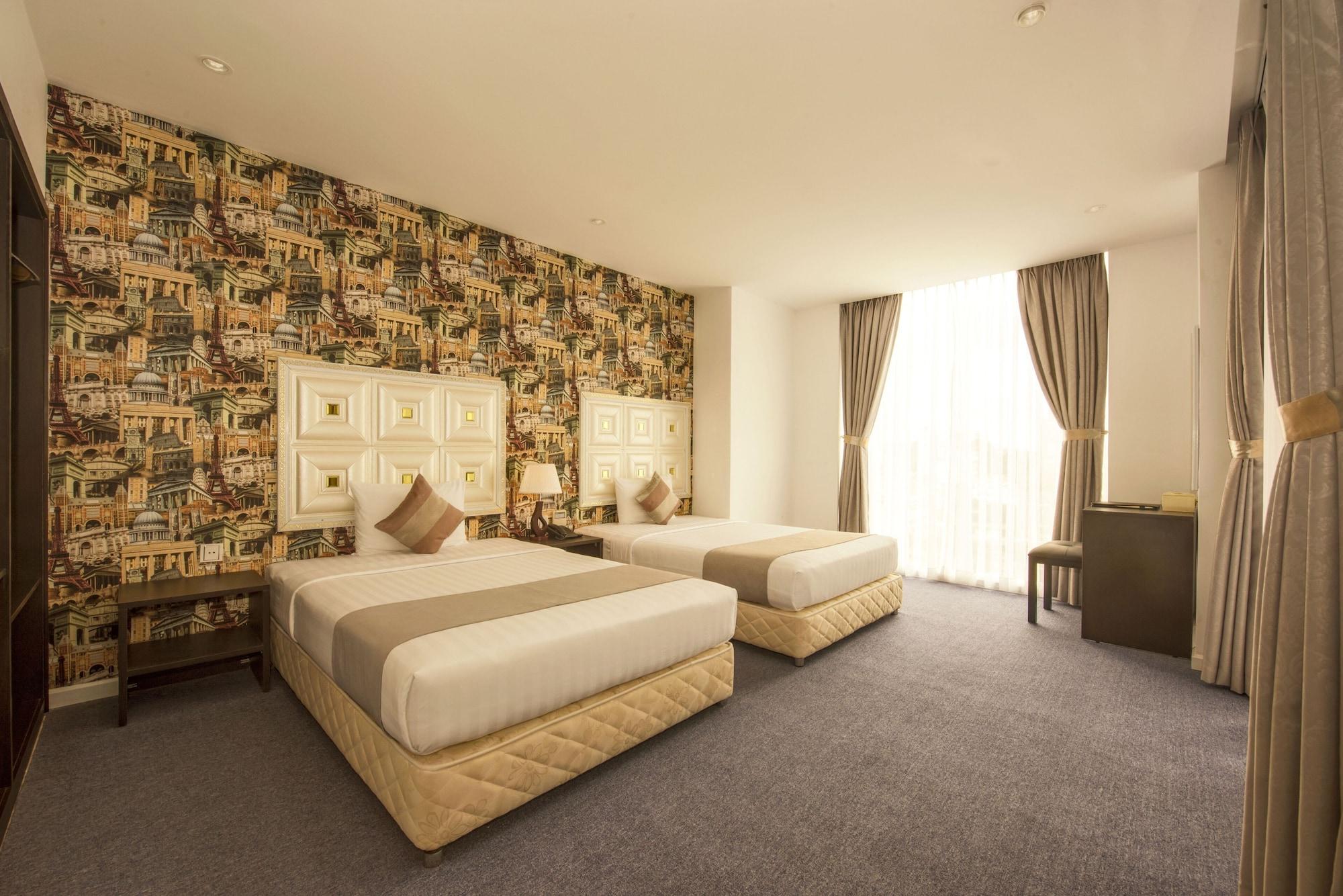 Golden Crown Hotel Ho Chi Minh City Exterior photo